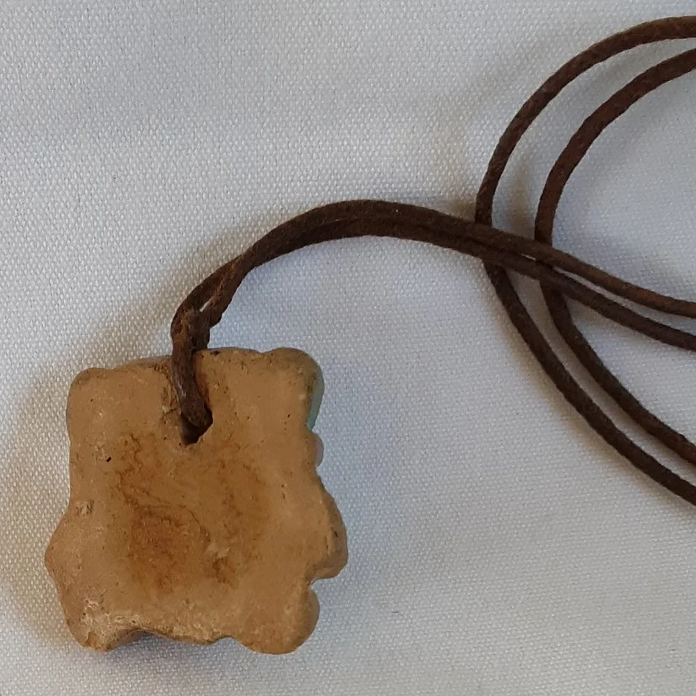Pottery Aztec Head Bust Necklace Vintage Handcrafted Leather Knotted Cord - Picture 5 of 9